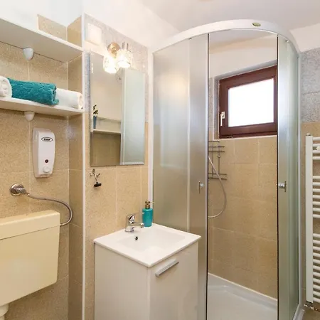 Branka 아파트 라빈